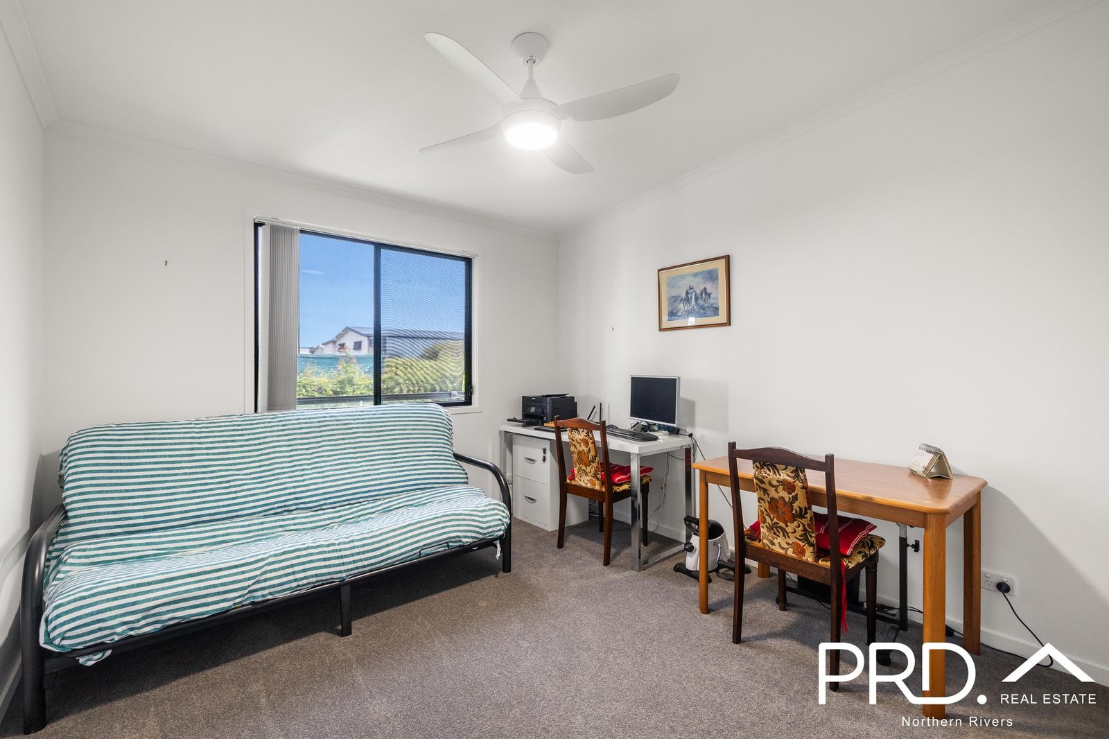 125 Cockatoo Close / 69 Light Street CASINO 7