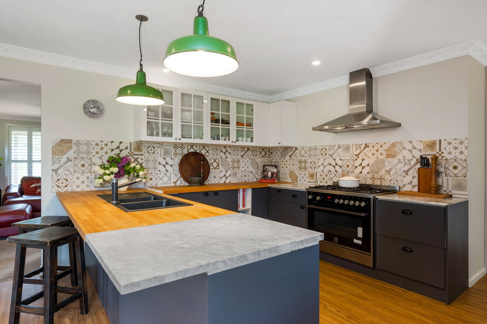 Real Estate and Property in 125 Cribbes Hill Road, Elphinstone, VIC