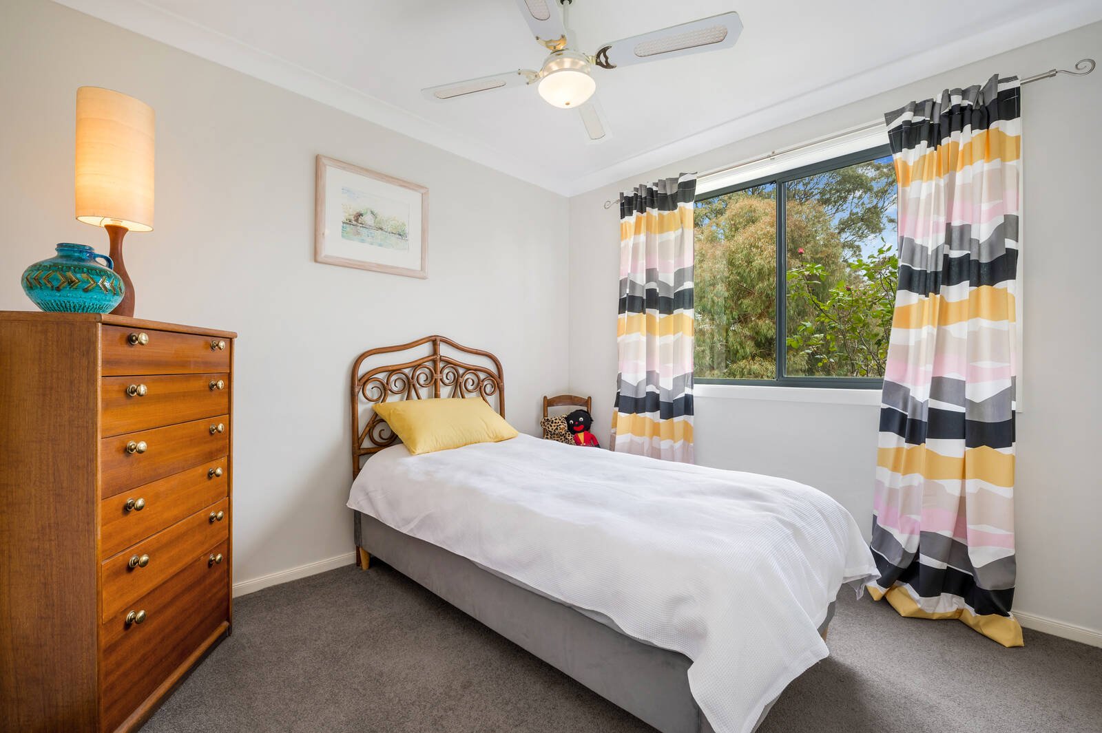 Real Estate and Property in 125 Cribbes Hill Road, Elphinstone, VIC
