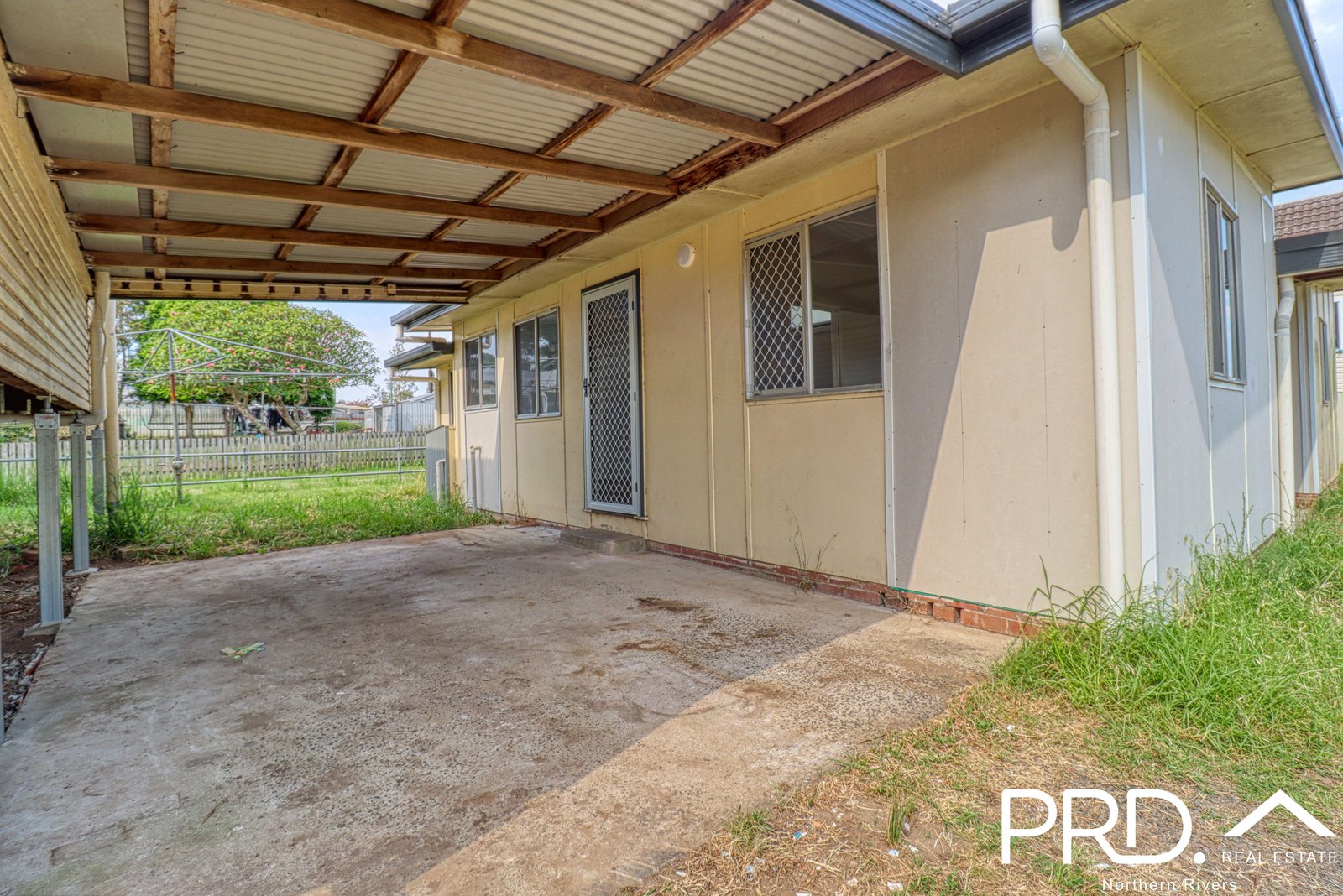 1/25 East Street CASINO 7