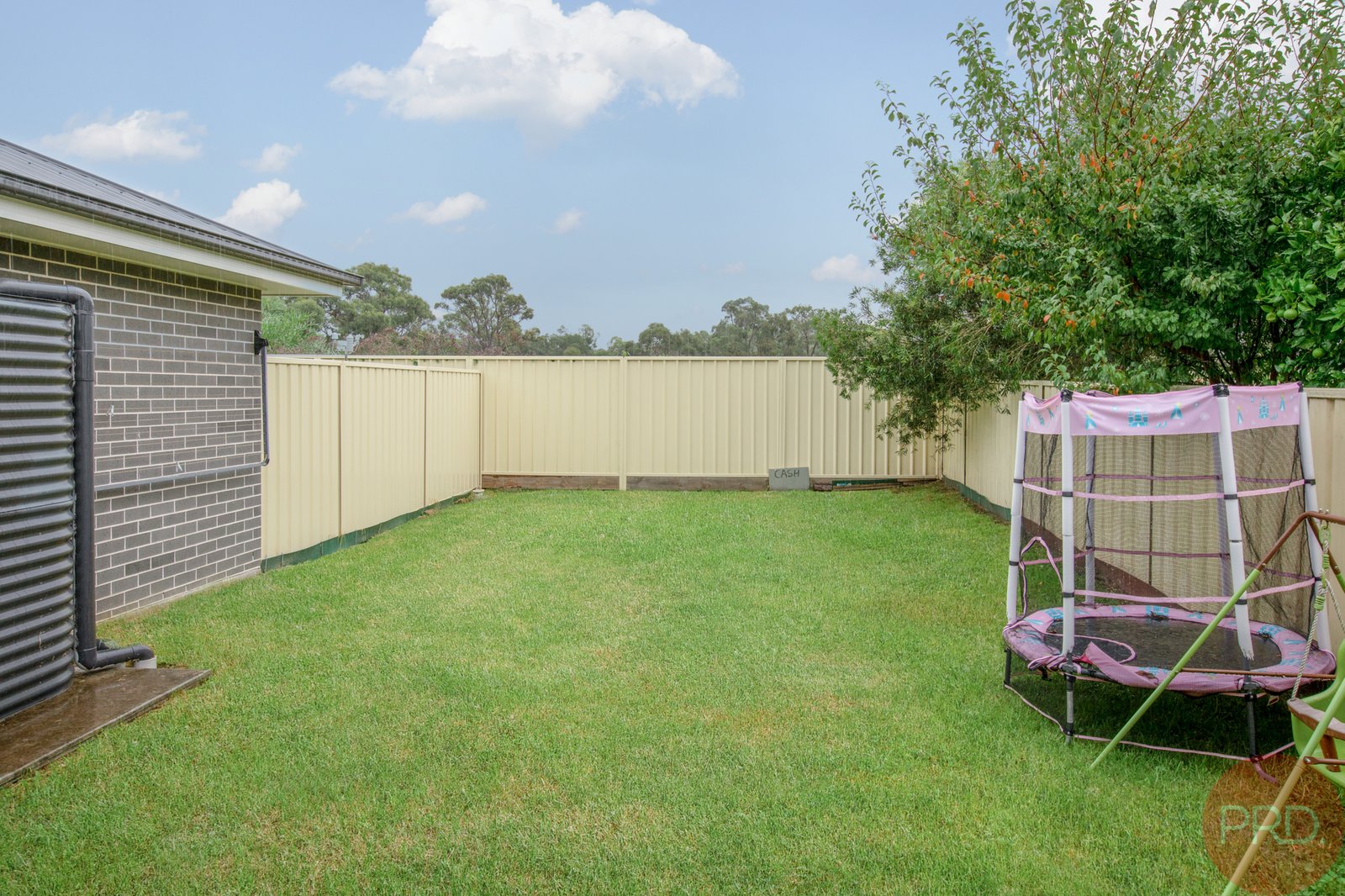 1&2/5 Elford Avenue WESTON 3