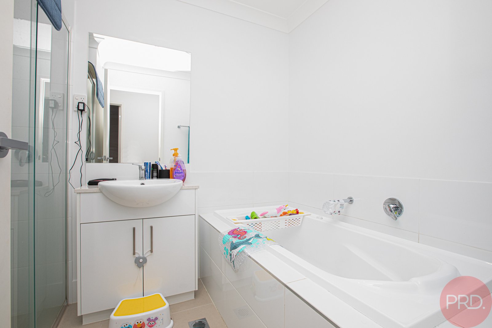 1&2/5 Elford Avenue WESTON 10