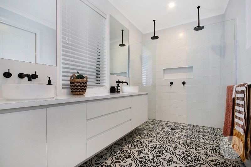 125 Emma Way GLENROY 7