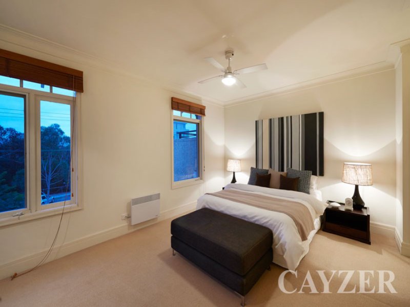Gallery: 125 Esplanade East