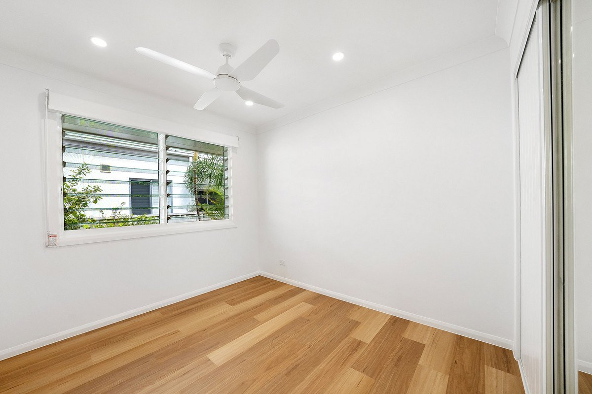 1/25 Evandale Crescent MIAMI 8