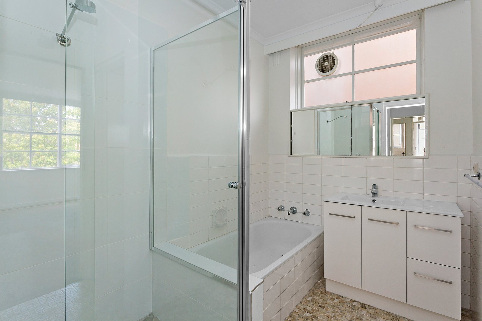 Real Estate and Property in 12/5 Findon Street, Hawthorn, VIC