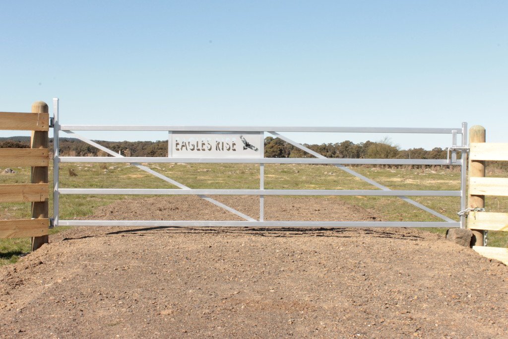 125 Four Star Road CRESWICK 1