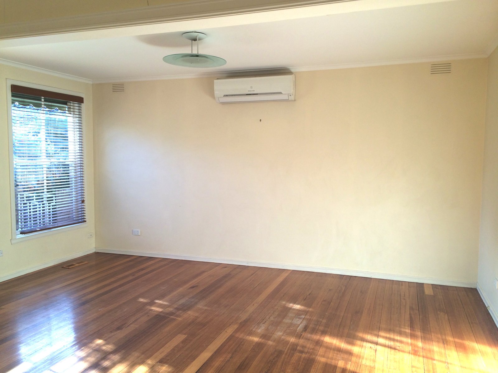 Gallery: 1/25 Landcox Street