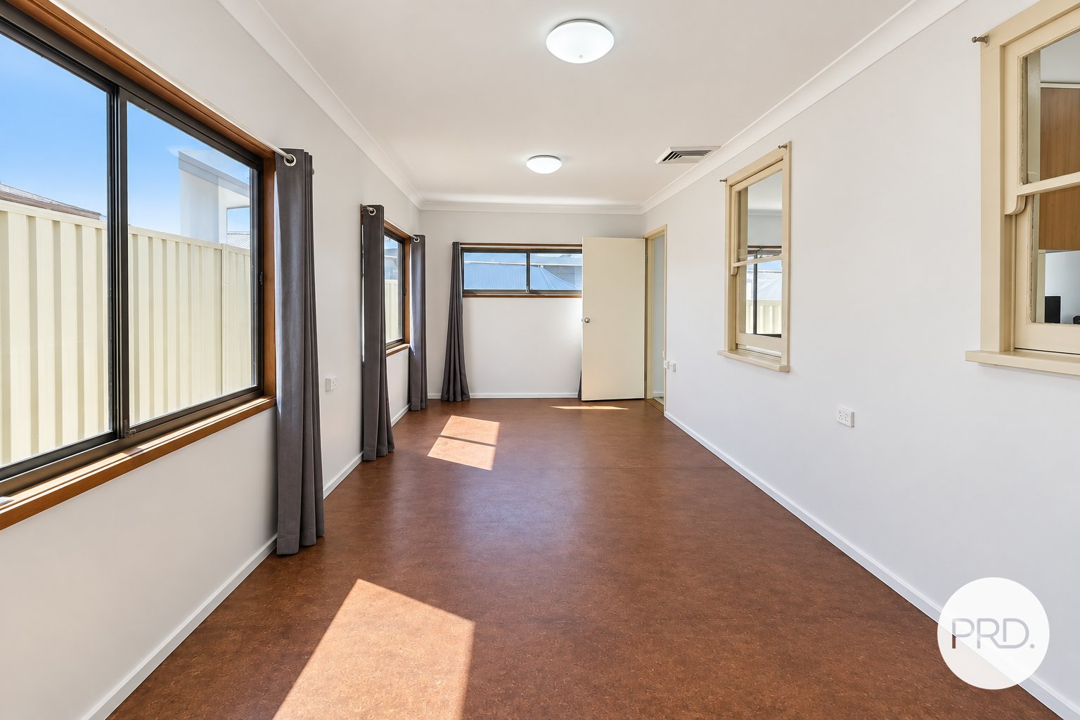125 Maxwell Avenue, Sadleir NSW 2168  SADLEIR 6