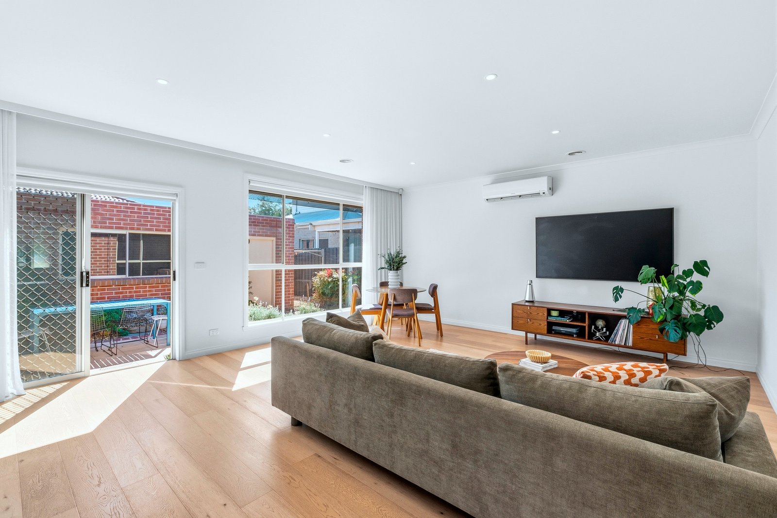 Gallery: 1/25 Mulga Street