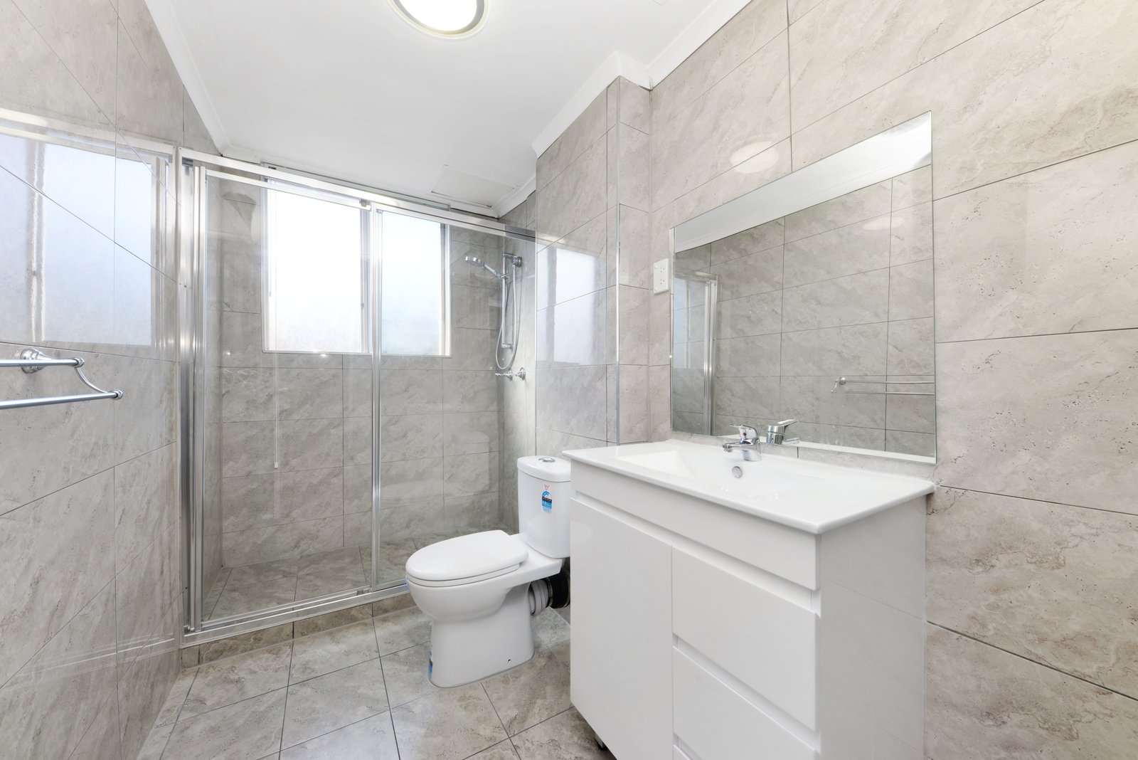 12/5 Nilson Ave  HILLSDALE 3