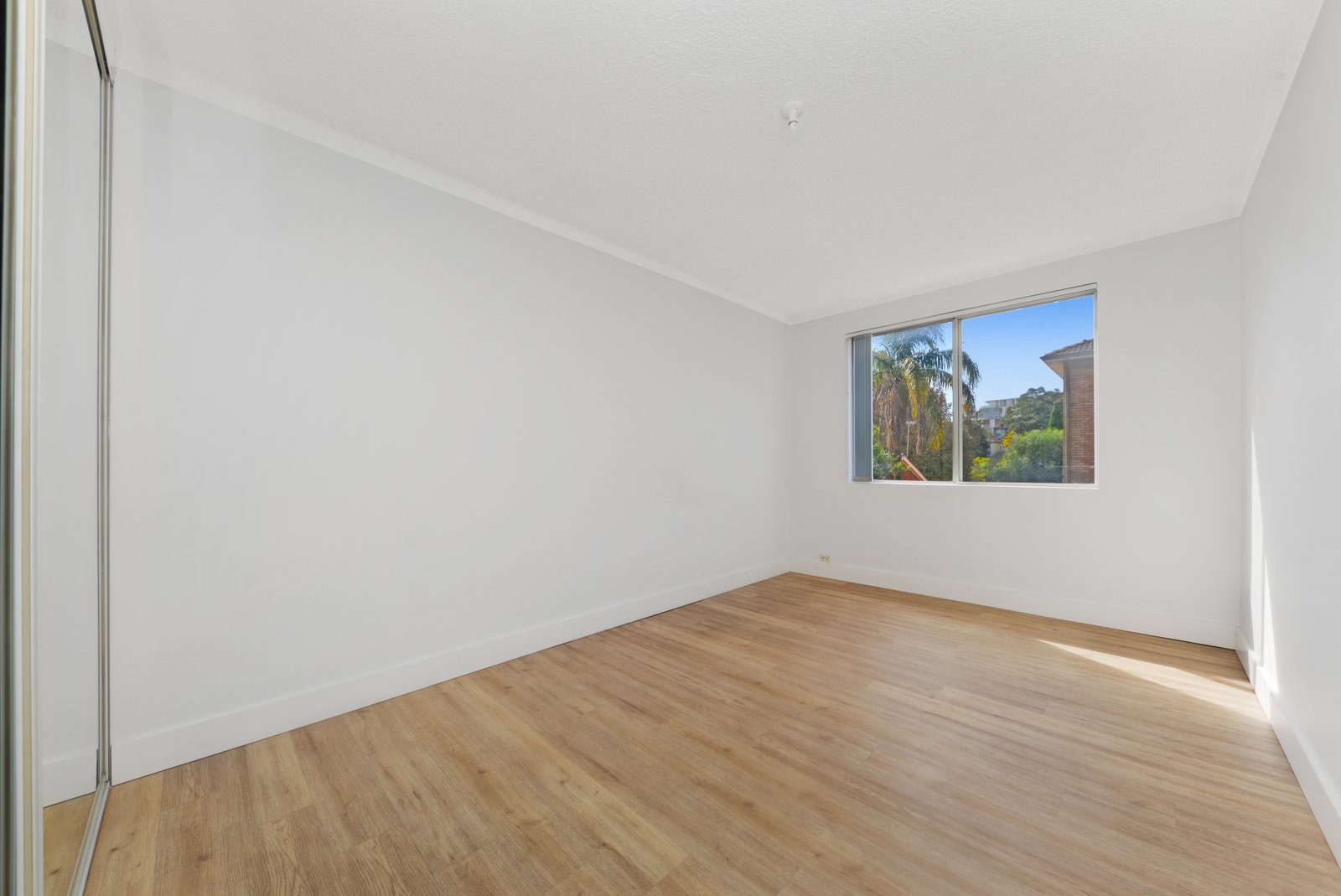 12/5 Nilson Ave  HILLSDALE 6