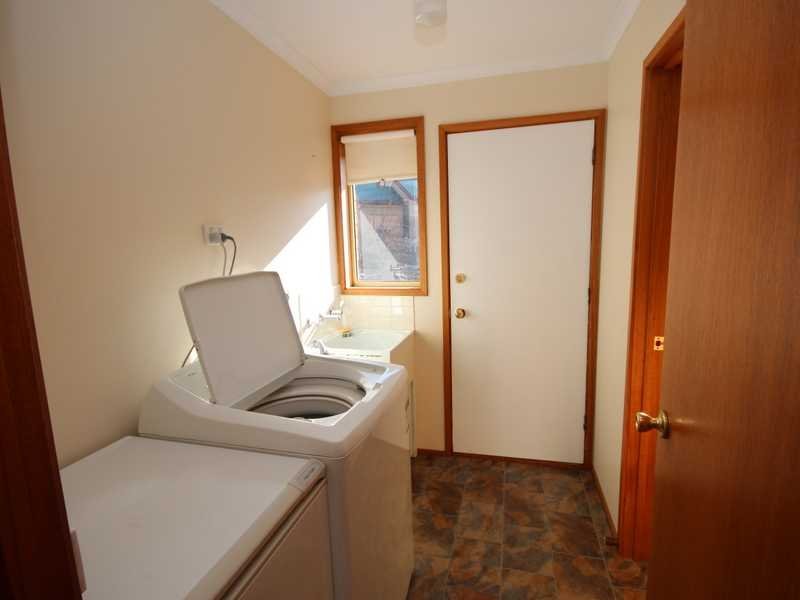 1/25 Opal Drive BLACKMANS BAY 8