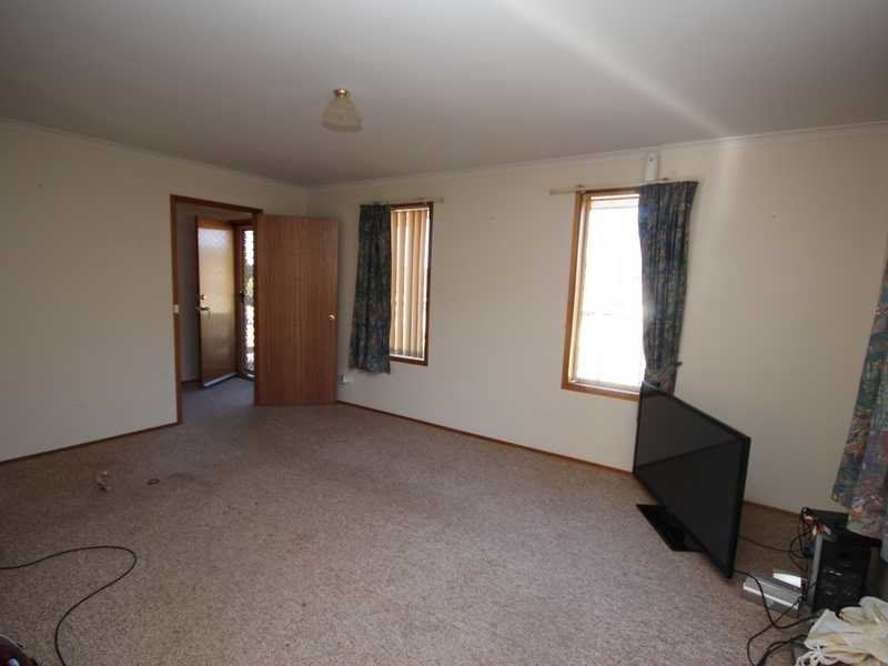 1/25 Opal Drive BLACKMANS BAY 13