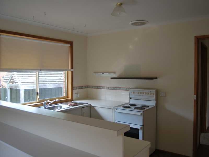 1/25 Opal Drive BLACKMANS BAY 2