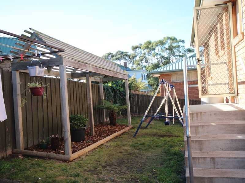 1/25 Opal Drive BLACKMANS BAY 12