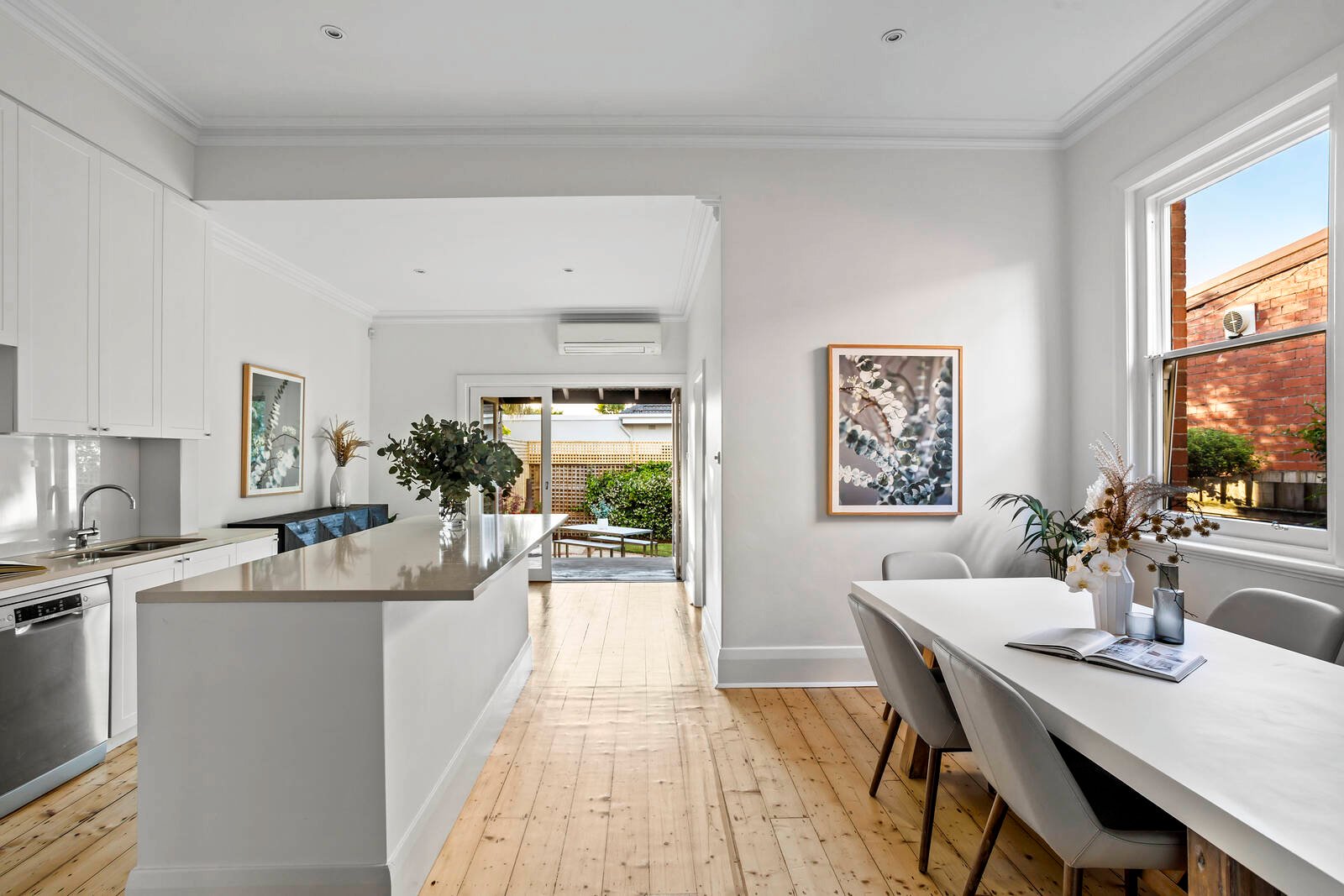 Real Estate and Property in 125 Orrong Road, Elsternwick, VIC