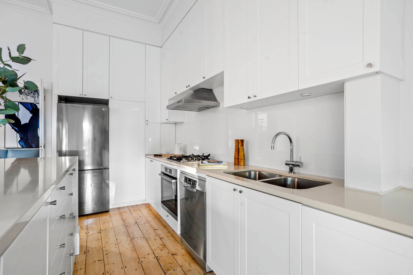 Real Estate and Property in 125 Orrong Road, Elsternwick, VIC