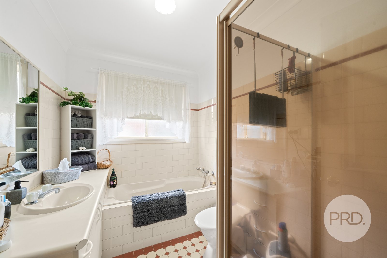 1&2/5 Paldi Crescent GLENFIELD PARK 18