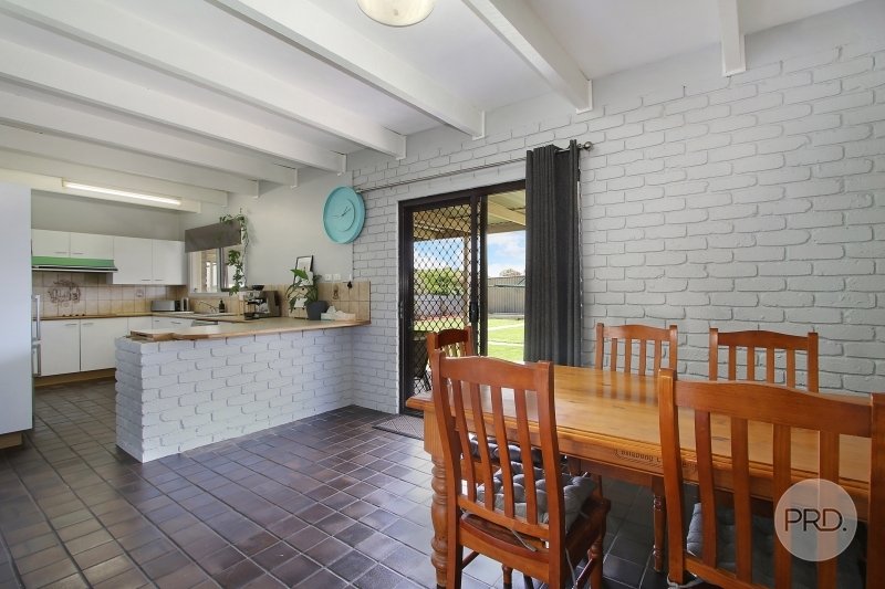 125 Pell Street HOWLONG 5