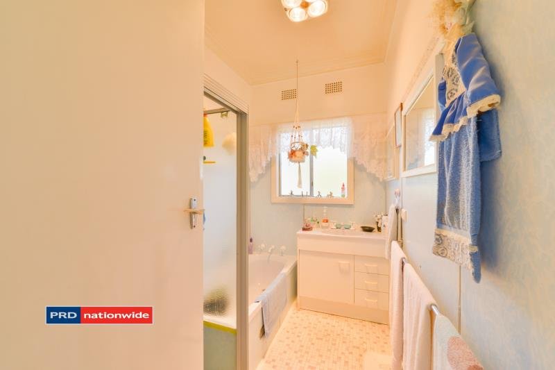 125 Petra Avenue TAMWORTH 4