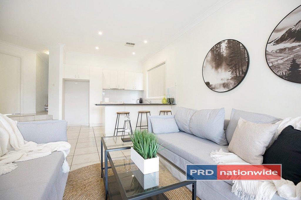 1/25 Price Street SOUTH PENRITH 9