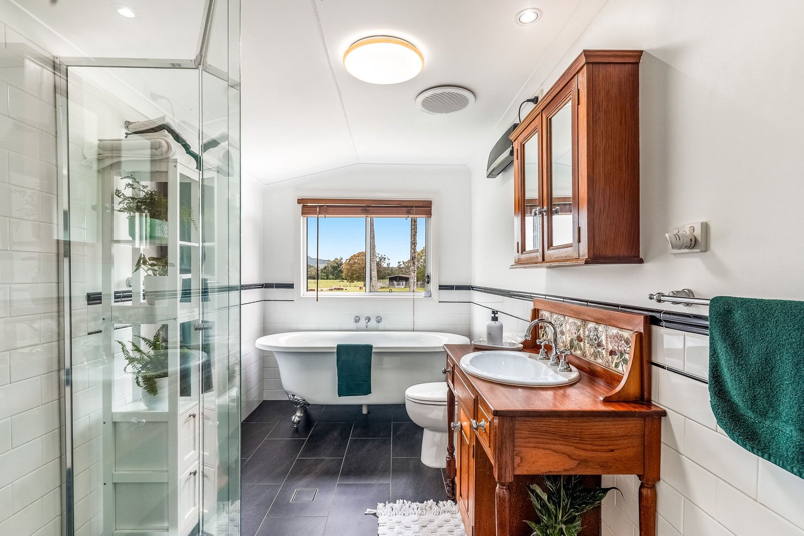 125 River Bank Road WYRALLAH 20