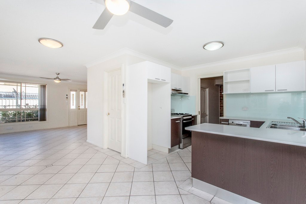 1/25 Robert Street PENRITH 7