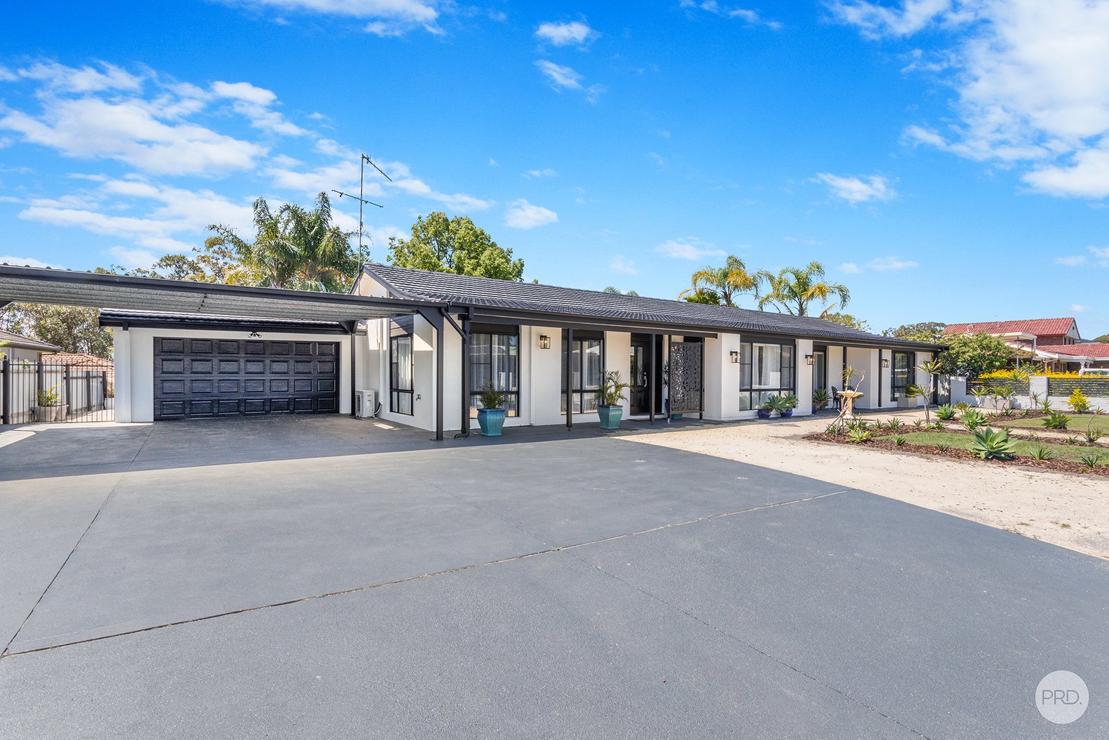 125 Salamander Way SALAMANDER BAY 3