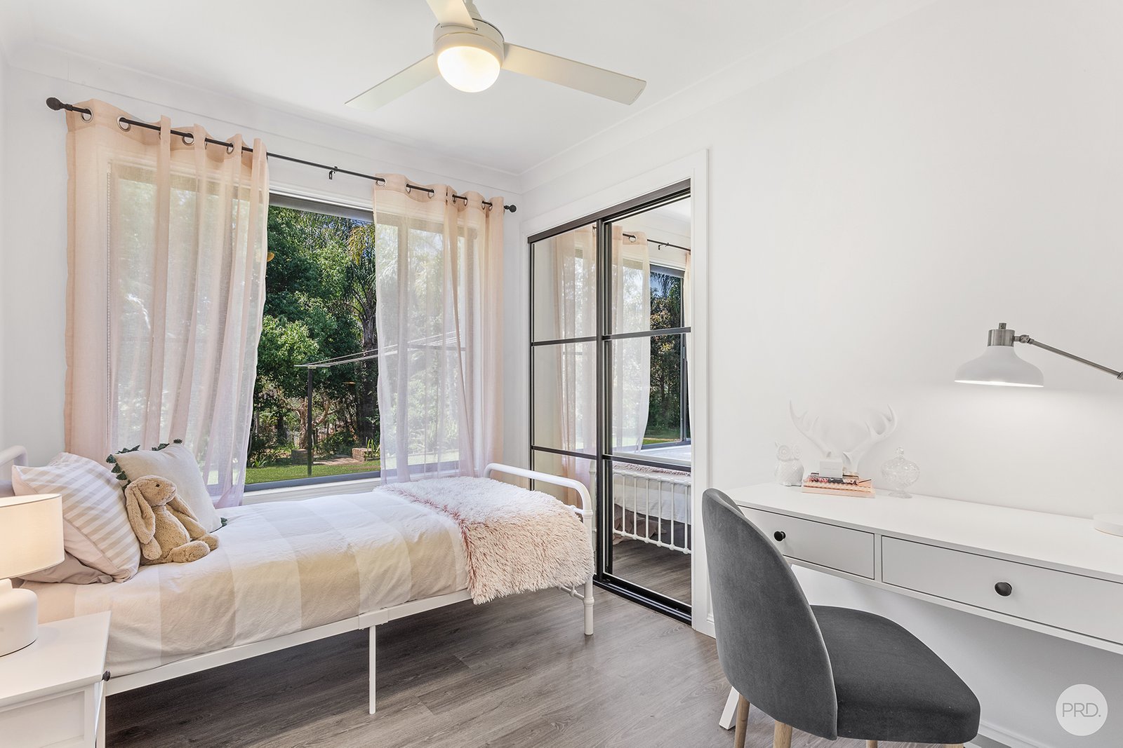 125 Salamander Way SALAMANDER BAY 19