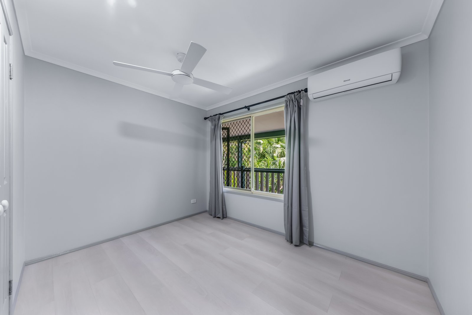 1/25 Sandpiper Crescent JUBILEE POCKET 8