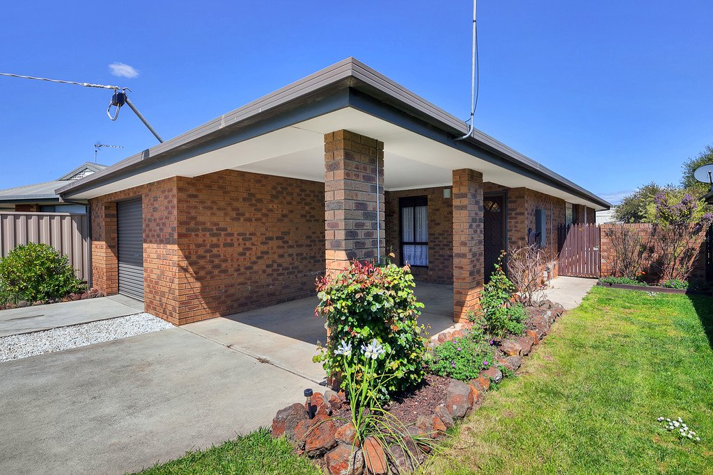 1/25 Shasta Drive DELACOMBE 1
