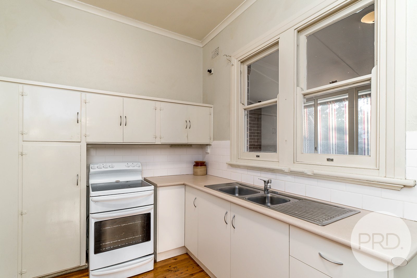 125 Tompson Street WAGGA WAGGA 4