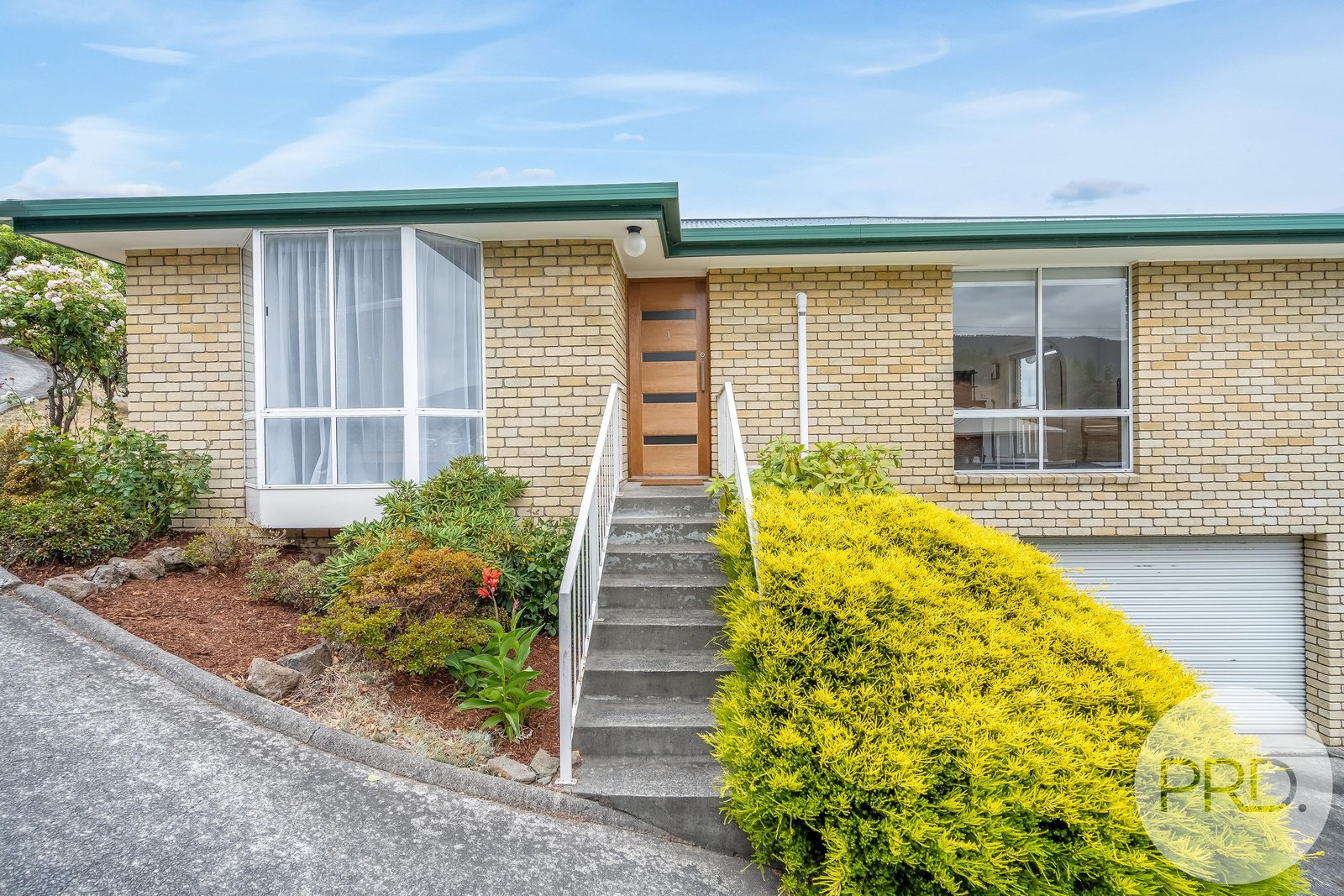 1/25 Wakehurst Road AUSTINS FERRY 1