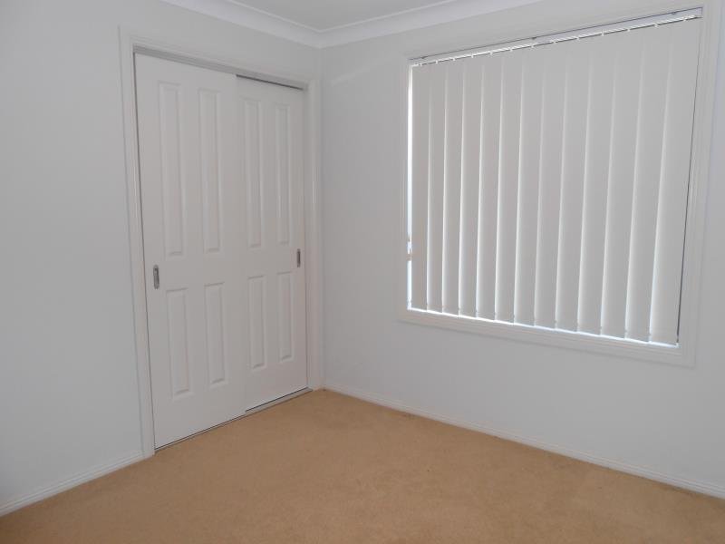 1/25 Warrah Drive TAMWORTH 6