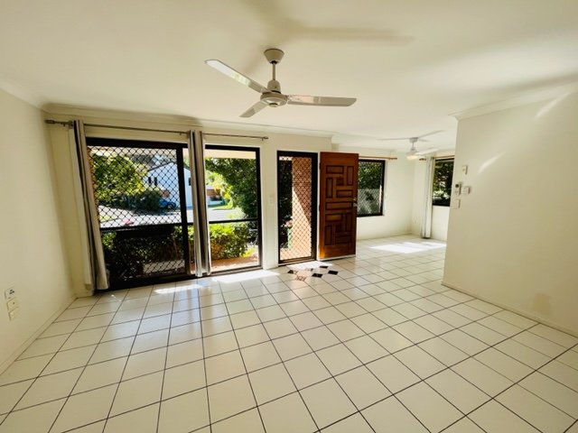 1/25 Wildwood Court SURFERS PARADISE 3