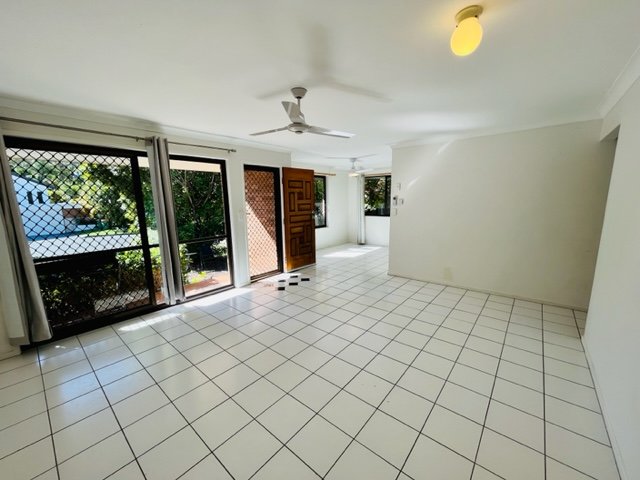 1/25 Wildwood Court SURFERS PARADISE 5