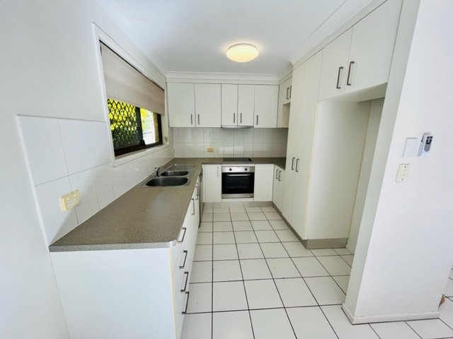 1/25 Wildwood Court SURFERS PARADISE 6