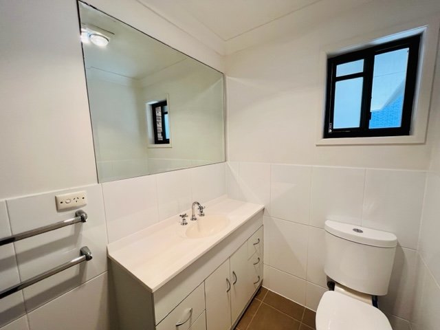 1/25 Wildwood Court SURFERS PARADISE 11