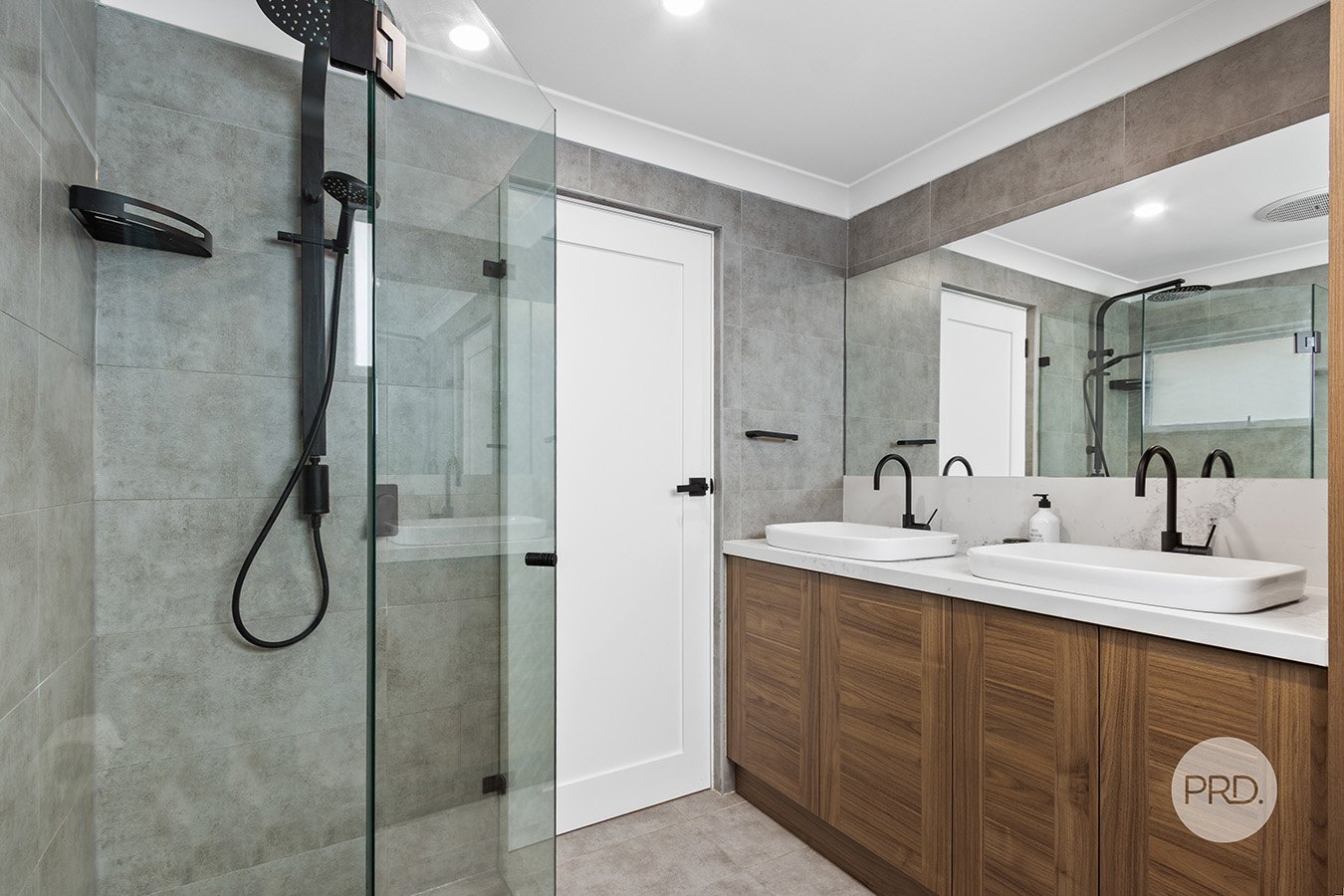 1/25 Wonoona Parade East  OATLEY 3