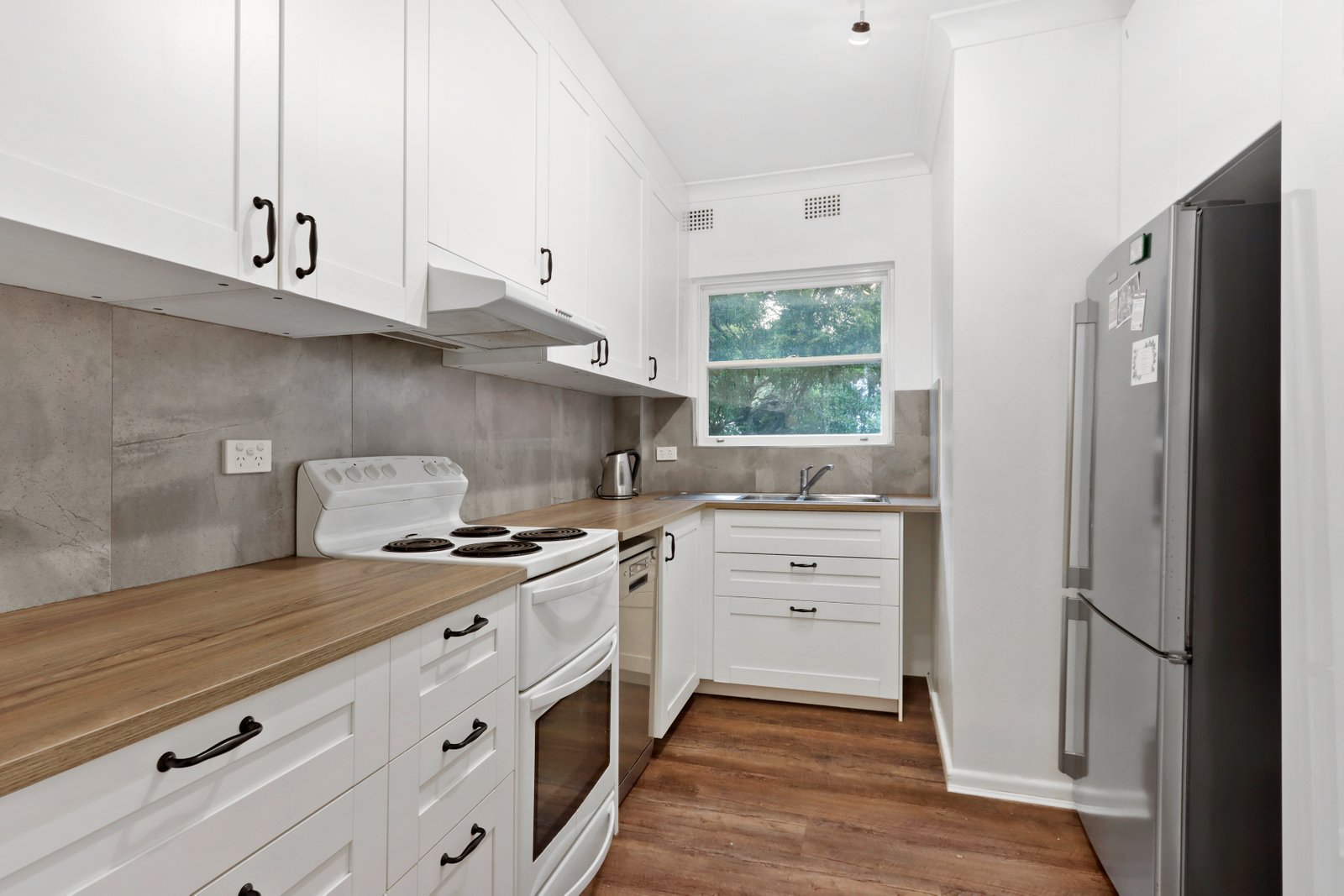 1/25 Wonoona Parade East  OATLEY 2