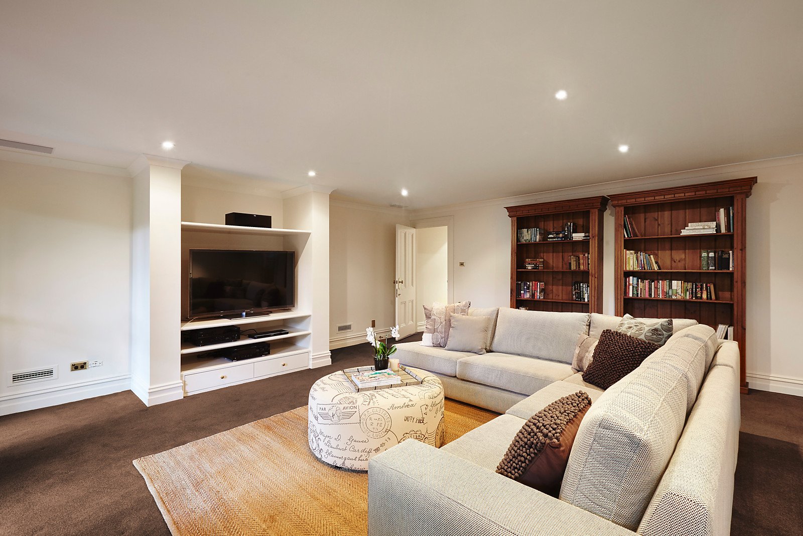 Real Estate and Property in 125 Yarrbat Avenue, Balwyn, VIC