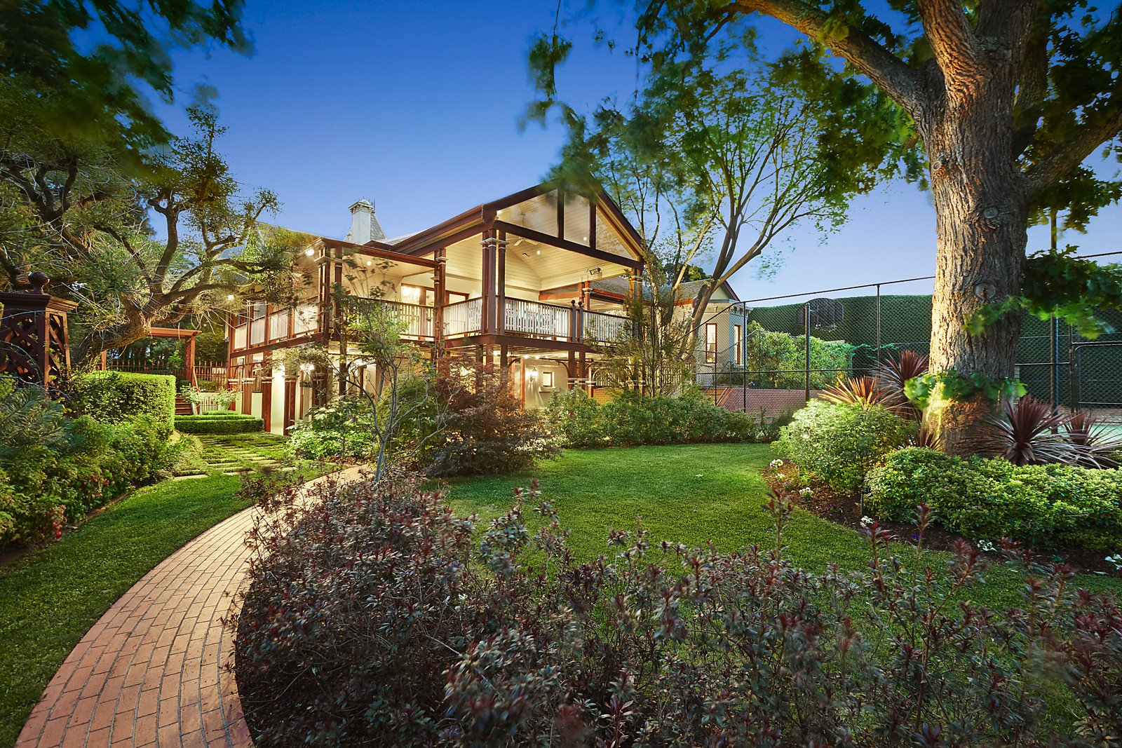 Real Estate and Property in 125 Yarrbat Avenue, Balwyn, VIC