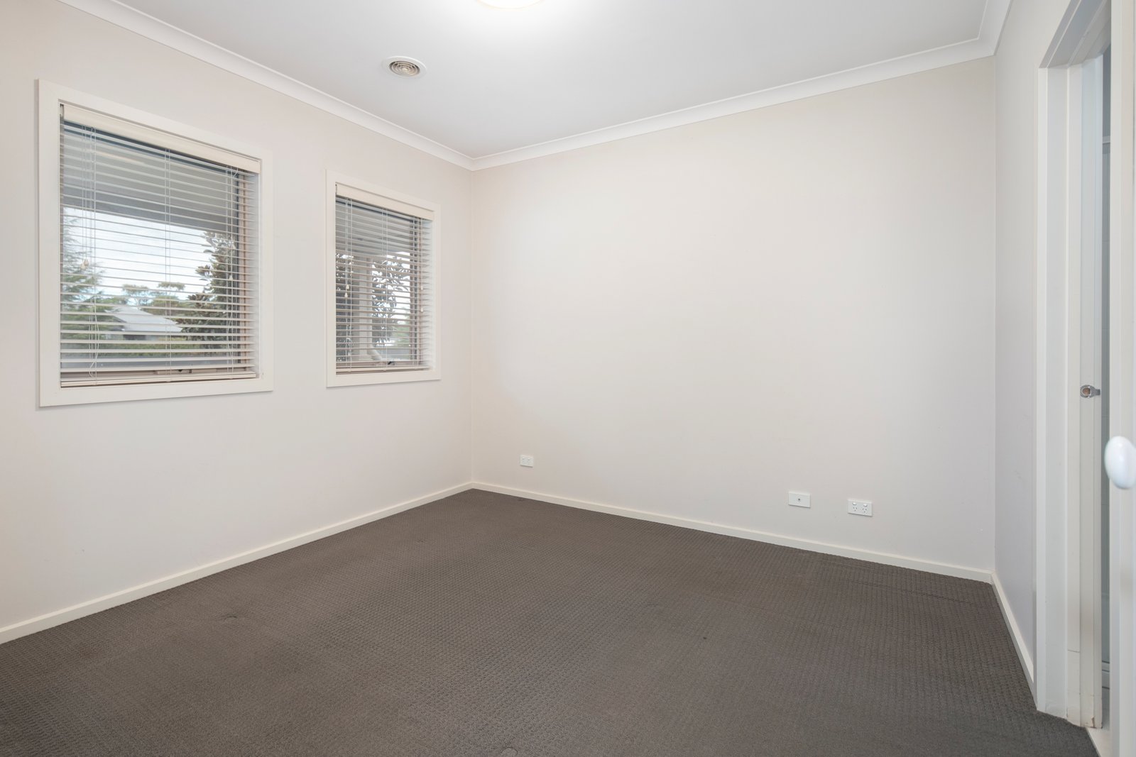 1/250 Albert Street SEBASTOPOL 5