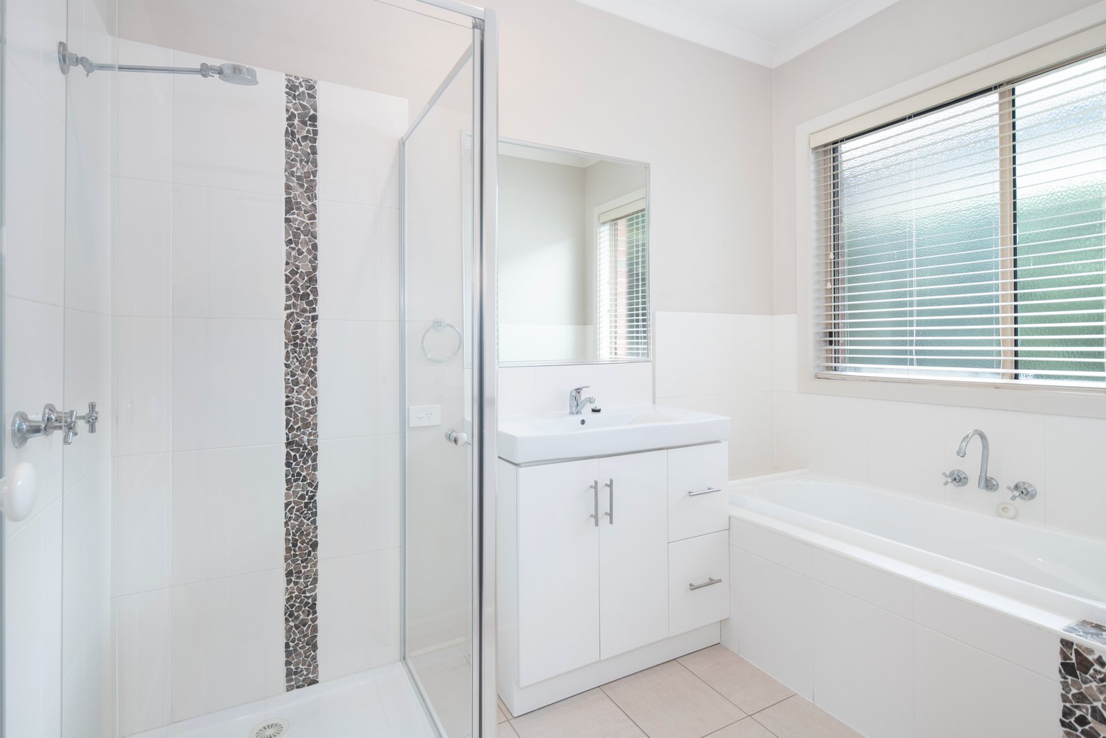 1/250 Albert Street SEBASTOPOL 8