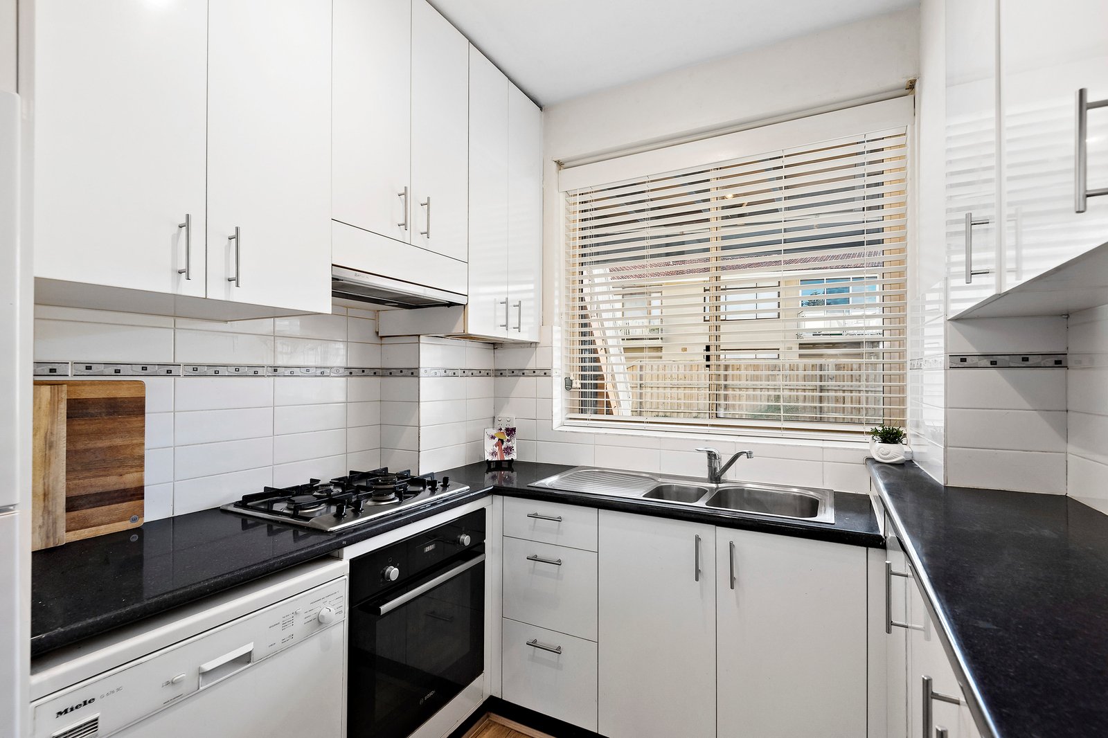 Gallery: 12/50 Nepean Highway