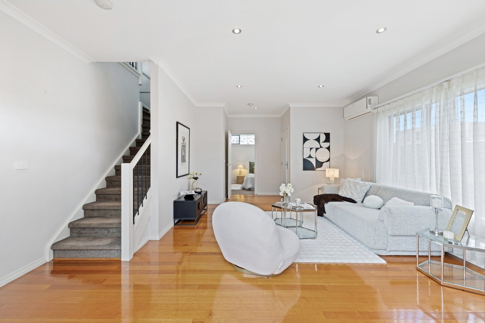 Gallery: 1/250 Waverley Road