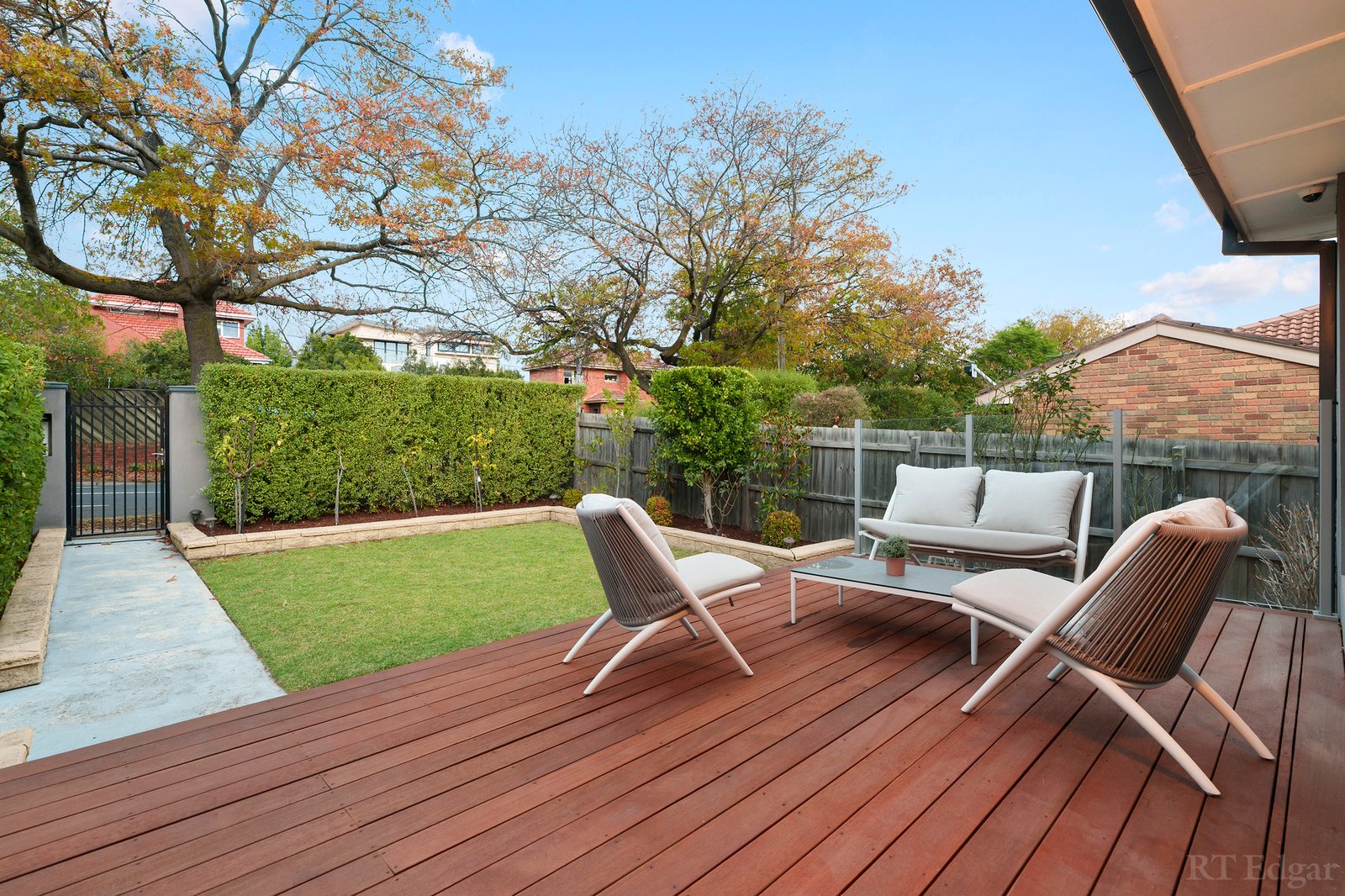 Real Estate and Property in 1/251 Elgar Road, Surrey Hills, VIC
