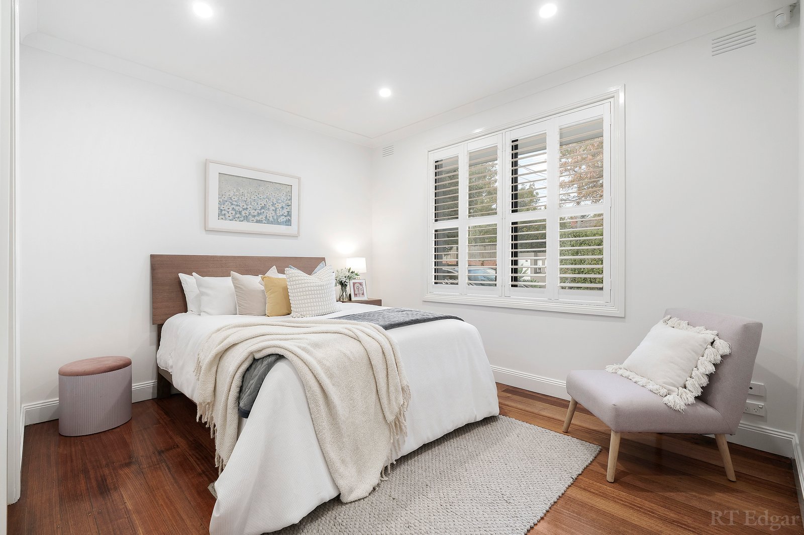 Real Estate and Property in 1/251 Elgar Road, Surrey Hills, VIC