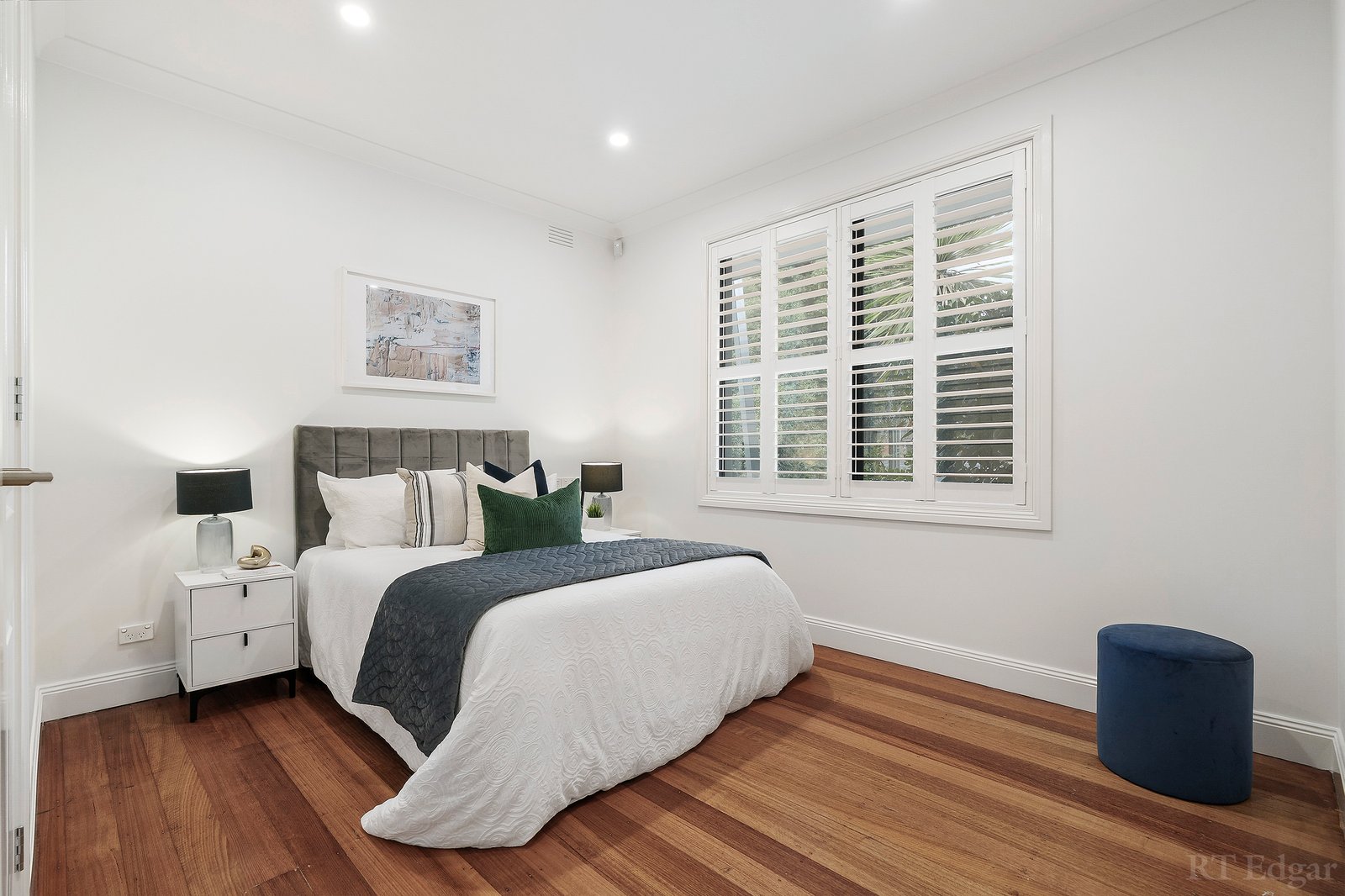 Real Estate and Property in 1/251 Elgar Road, Surrey Hills, VIC